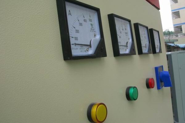 札达配电箱-3683讲讲配电箱的操作和检修步